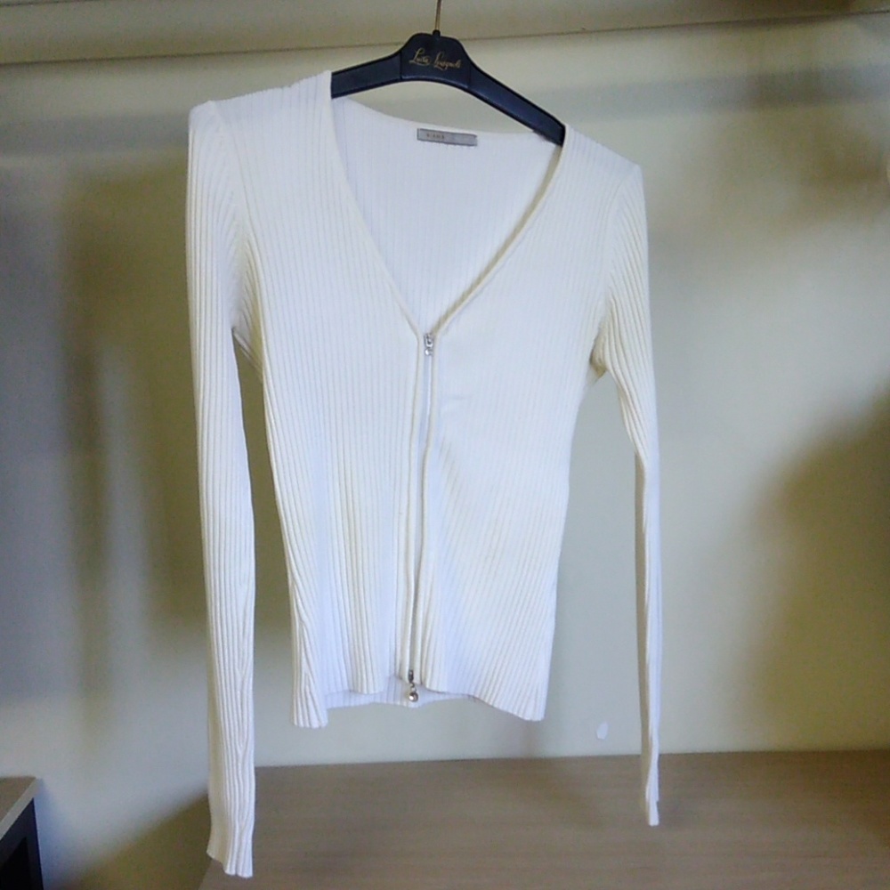 White long sleeved shirt